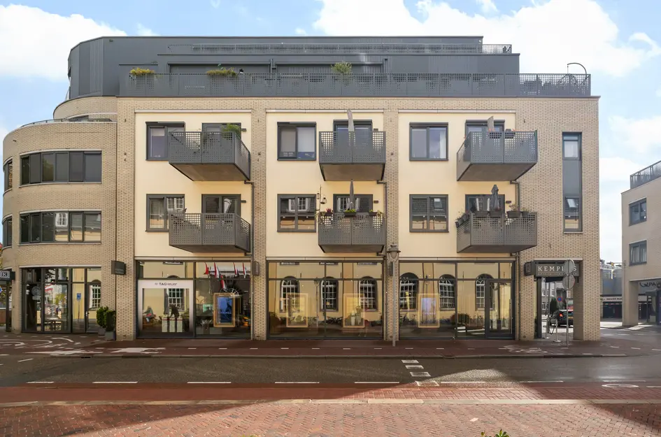 Agnietenstraat 82