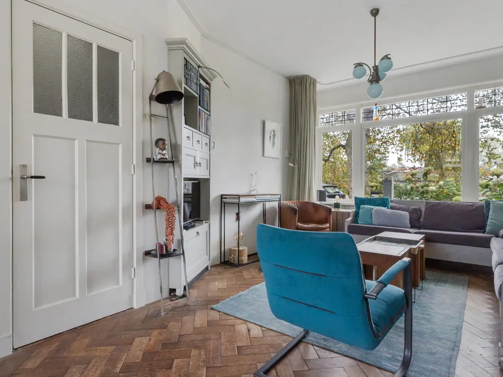 Burgvlietkade 17, GOUDA