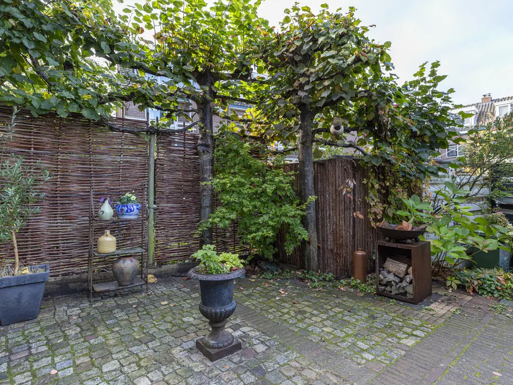 Burgvlietkade 17, GOUDA