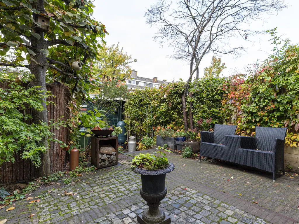 Burgvlietkade 17, GOUDA