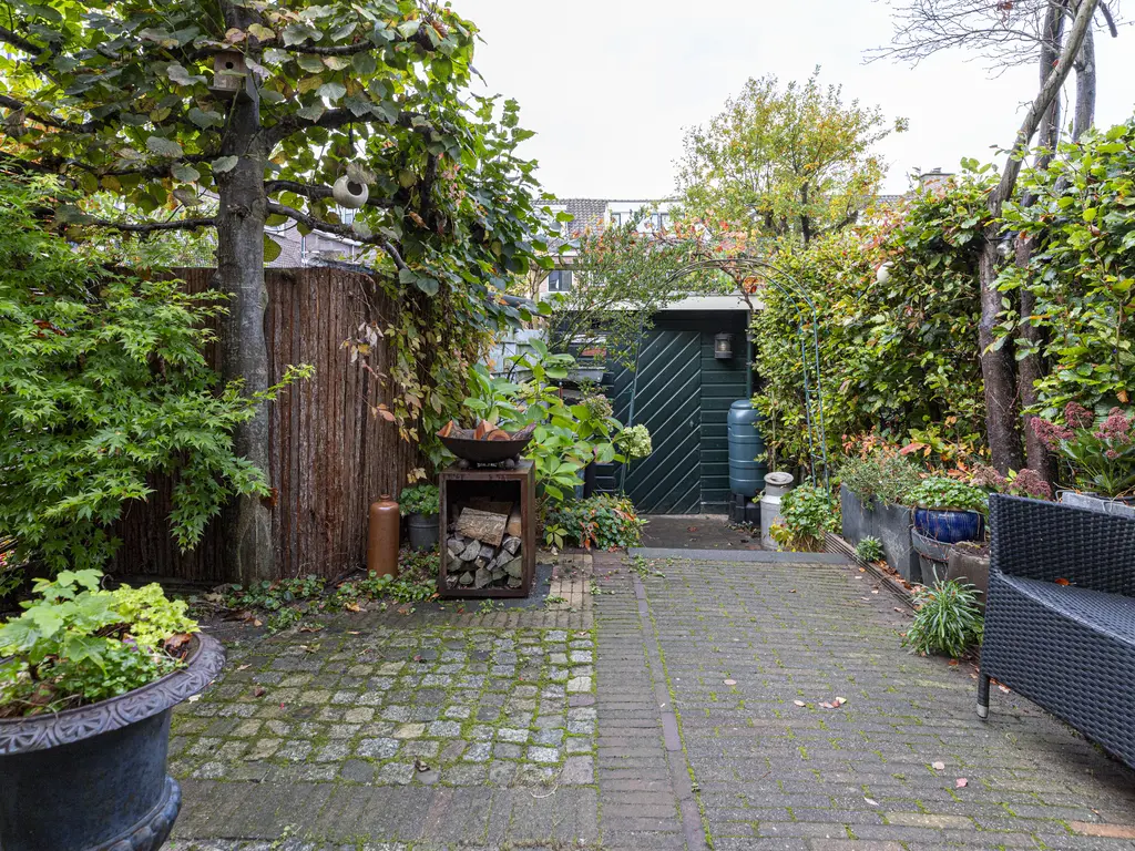 Burgvlietkade 17, GOUDA