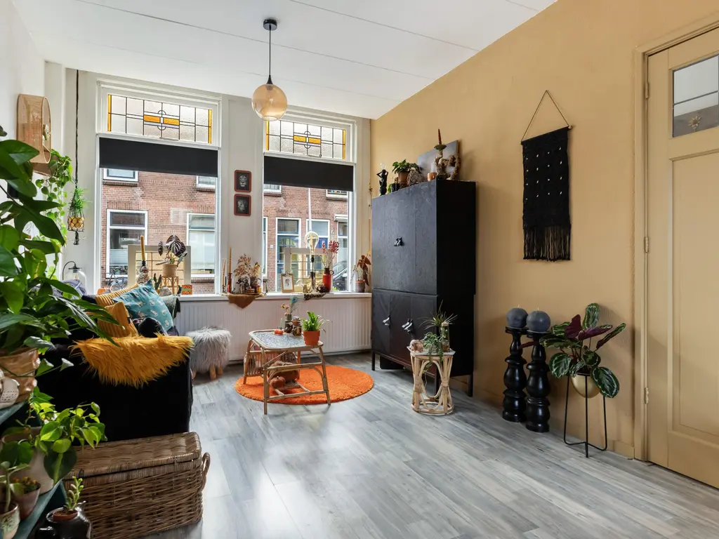 van Middelantstraat 11, GOUDA