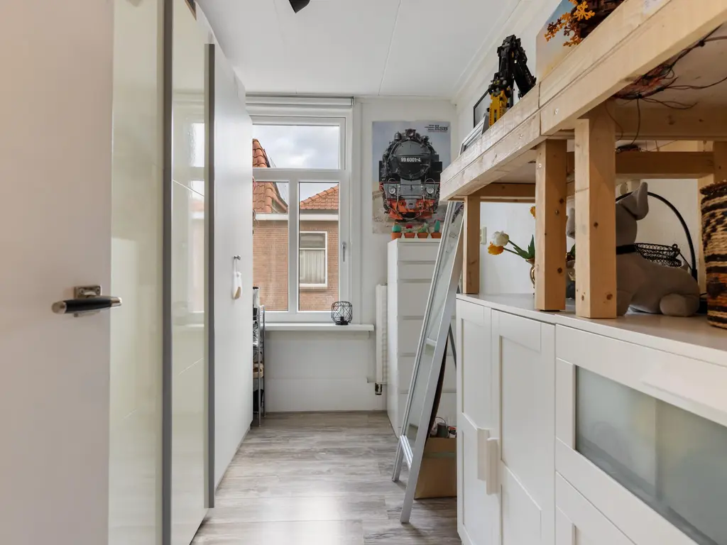 van Middelantstraat 11, GOUDA