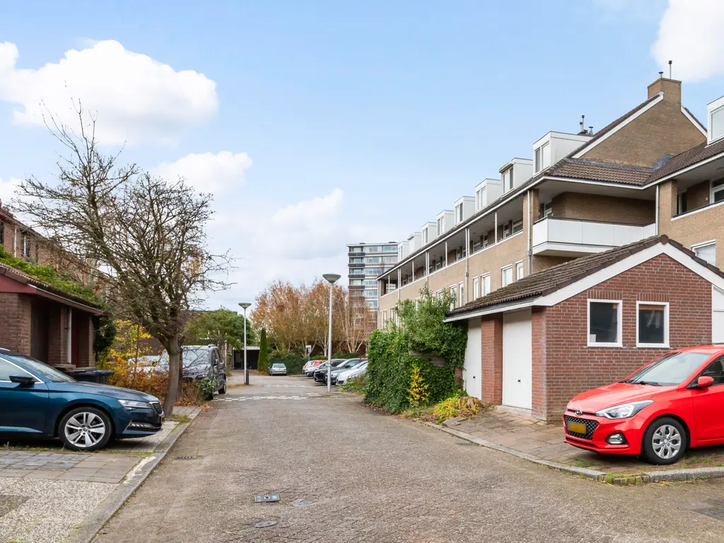 Anna van Hensbeeksingel 268, GOUDA
