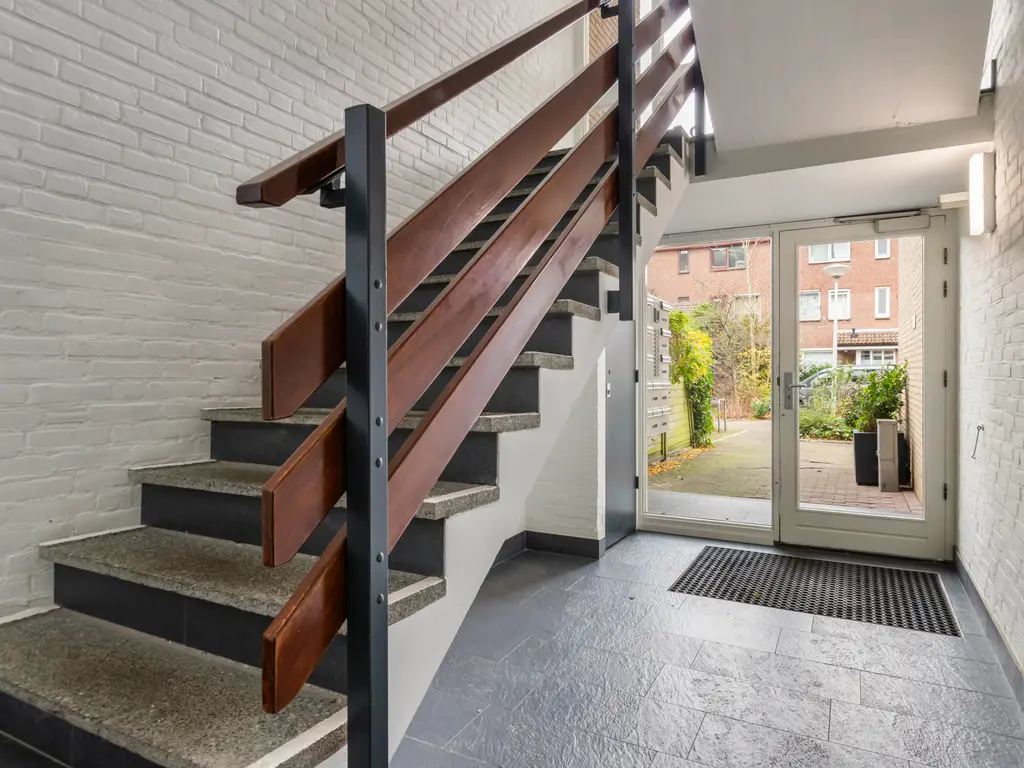 Anna van Hensbeeksingel 268, GOUDA