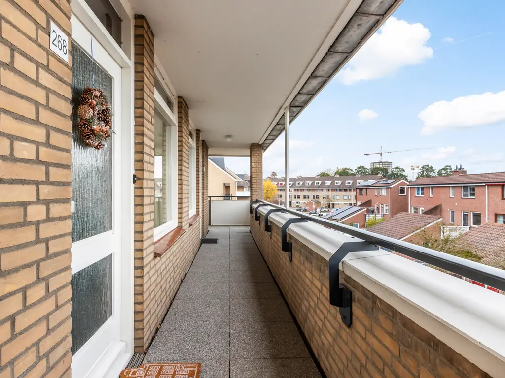 Anna van Hensbeeksingel 268, GOUDA