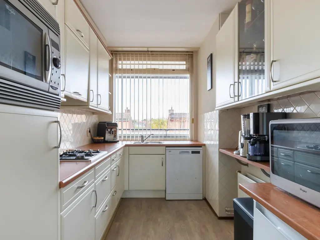 Anna van Hensbeeksingel 268, GOUDA