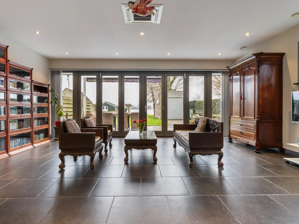 's-Gravenbroekseweg 20, REEUWIJK