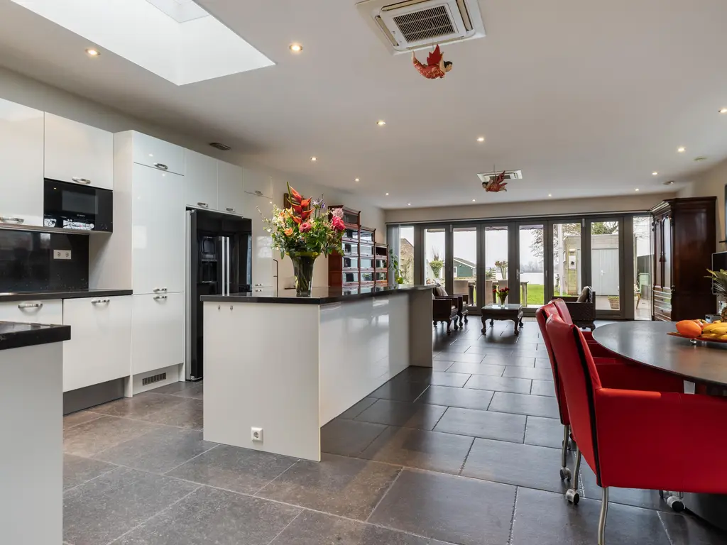 's-Gravenbroekseweg 20, REEUWIJK