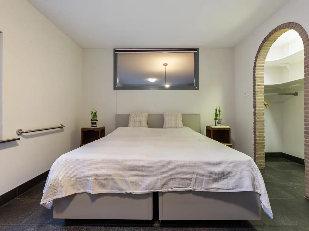 's-Gravenbroekseweg 20, REEUWIJK