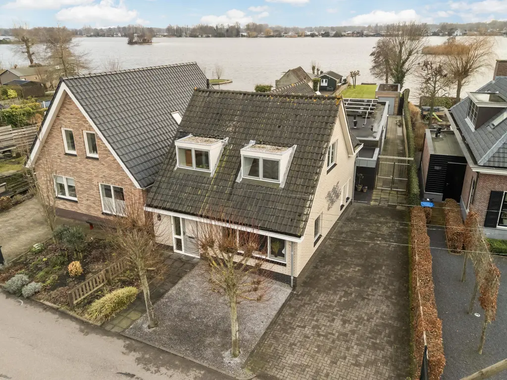 's-Gravenbroekseweg 20, REEUWIJK