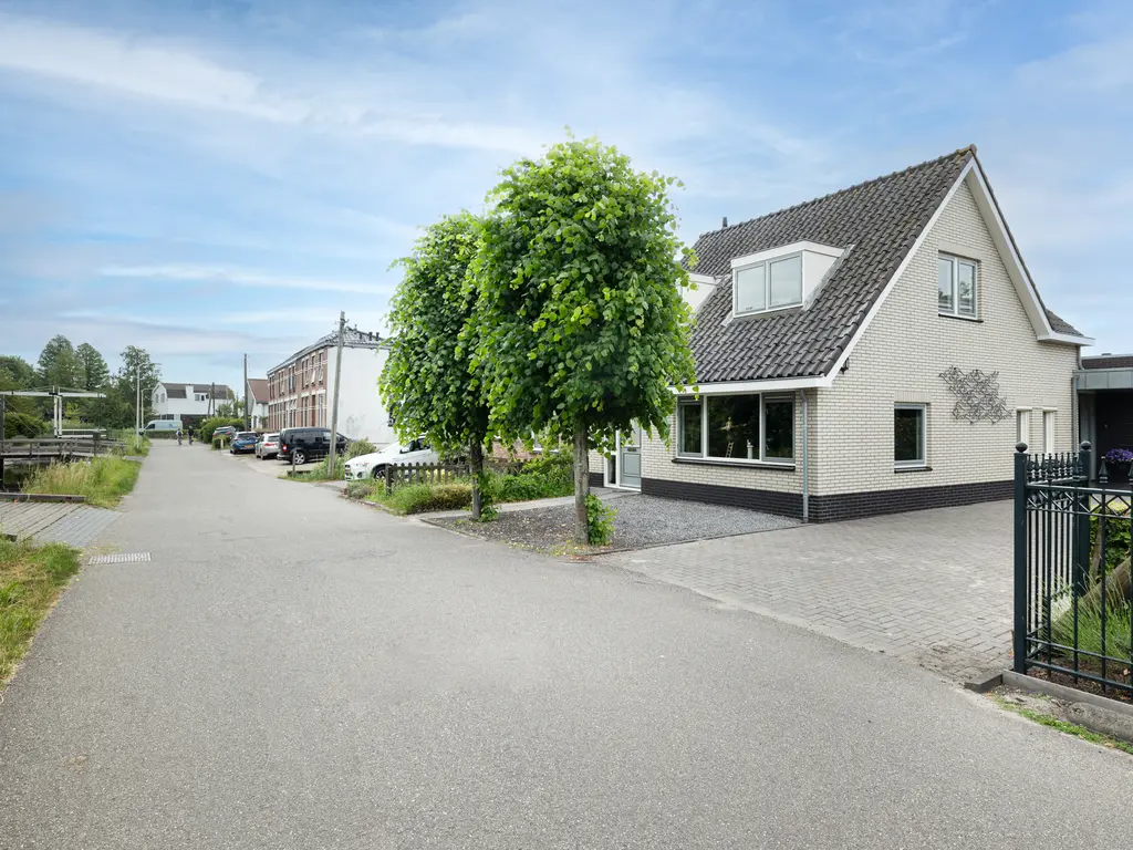 's-Gravenbroekseweg 20, REEUWIJK