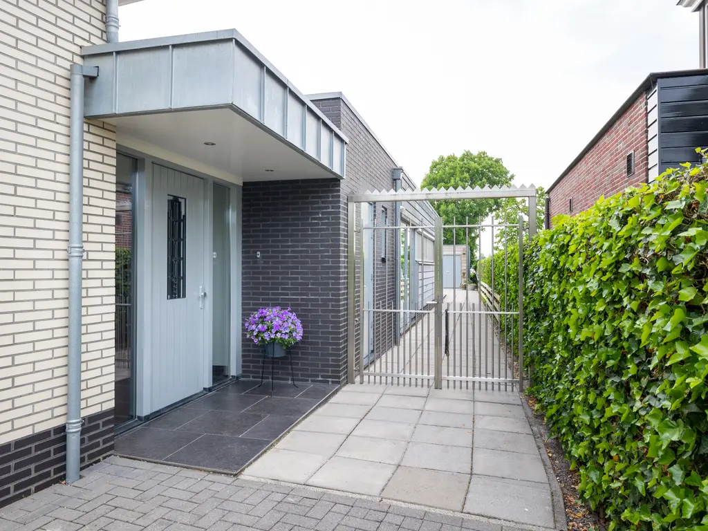 's-Gravenbroekseweg 20, REEUWIJK