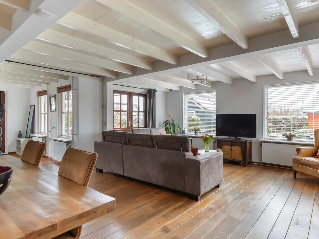 Oosteinde 11h 67, MOORDRECHT