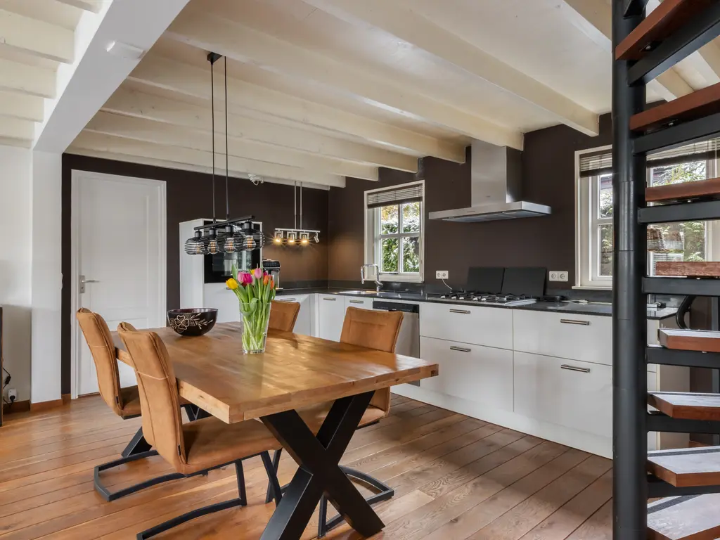 Oosteinde 11h 67, MOORDRECHT