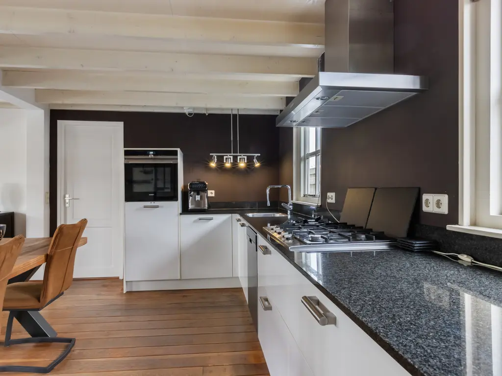 Oosteinde 11h 67, MOORDRECHT