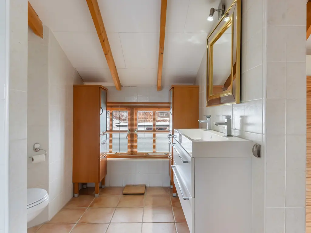 Oosteinde 11h 67, MOORDRECHT