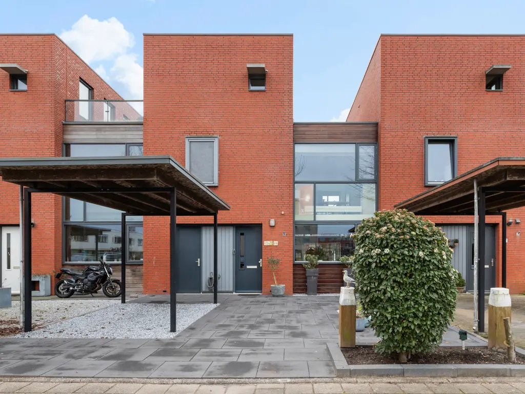 Burg Van Heugtenlaan 55, NIEUWERKERK AAN DEN IJSSEL