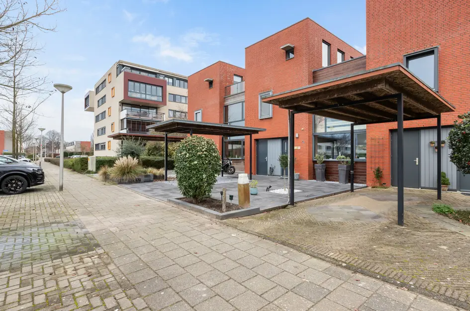 Burg Van Heugtenlaan 55