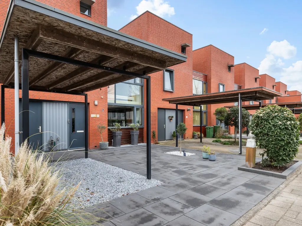 Burg Van Heugtenlaan 55, NIEUWERKERK AAN DEN IJSSEL