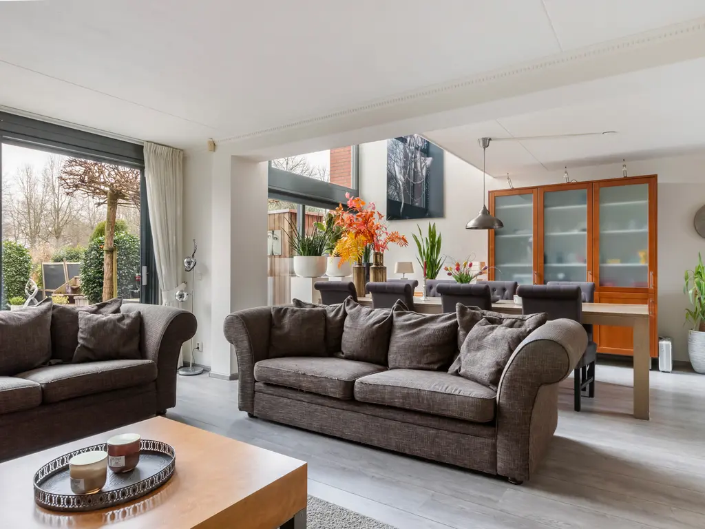 Burg Van Heugtenlaan 55, NIEUWERKERK AAN DEN IJSSEL