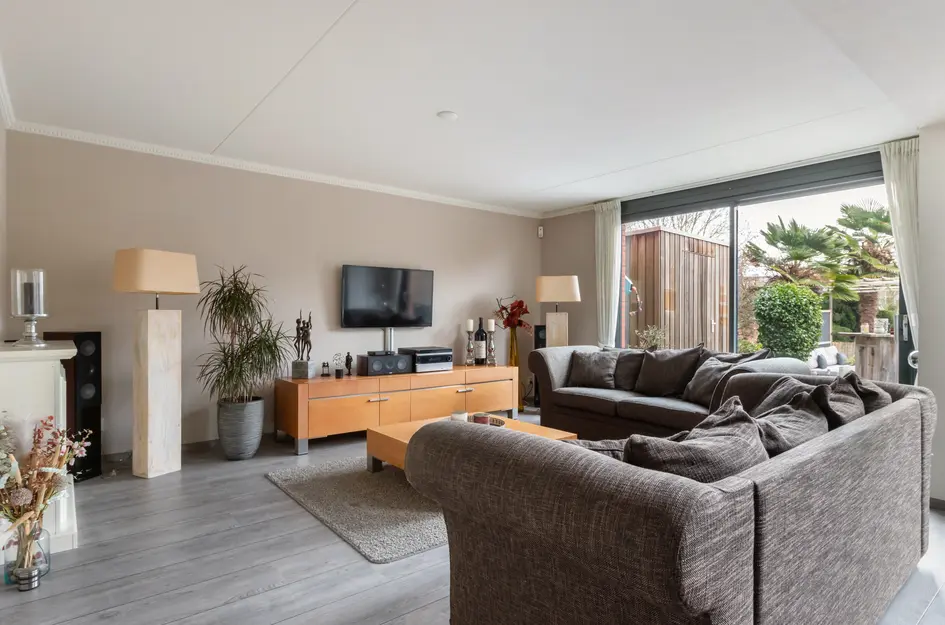 Burg Van Heugtenlaan 55