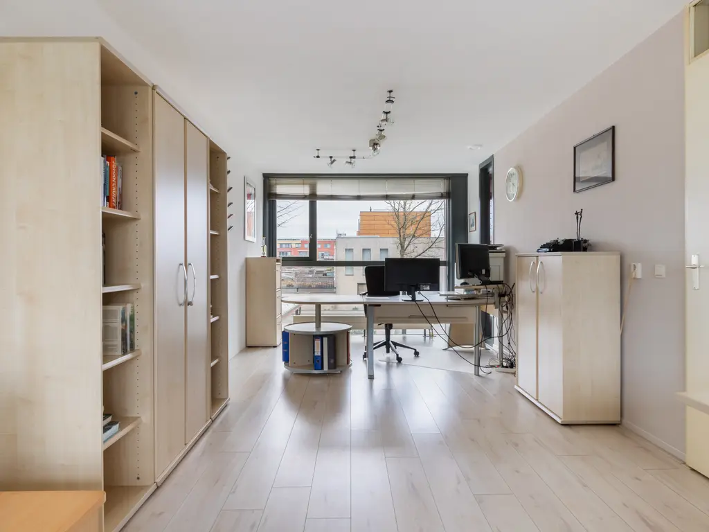 Burg Van Heugtenlaan 55, NIEUWERKERK AAN DEN IJSSEL