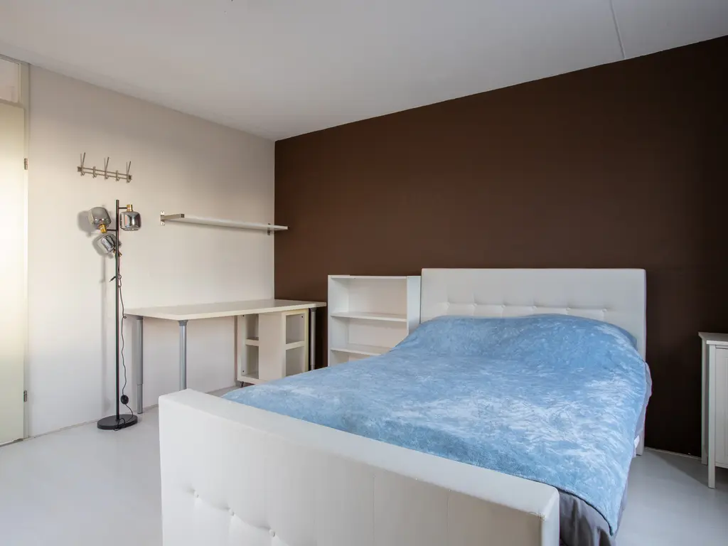 Burg Van Heugtenlaan 55, NIEUWERKERK AAN DEN IJSSEL