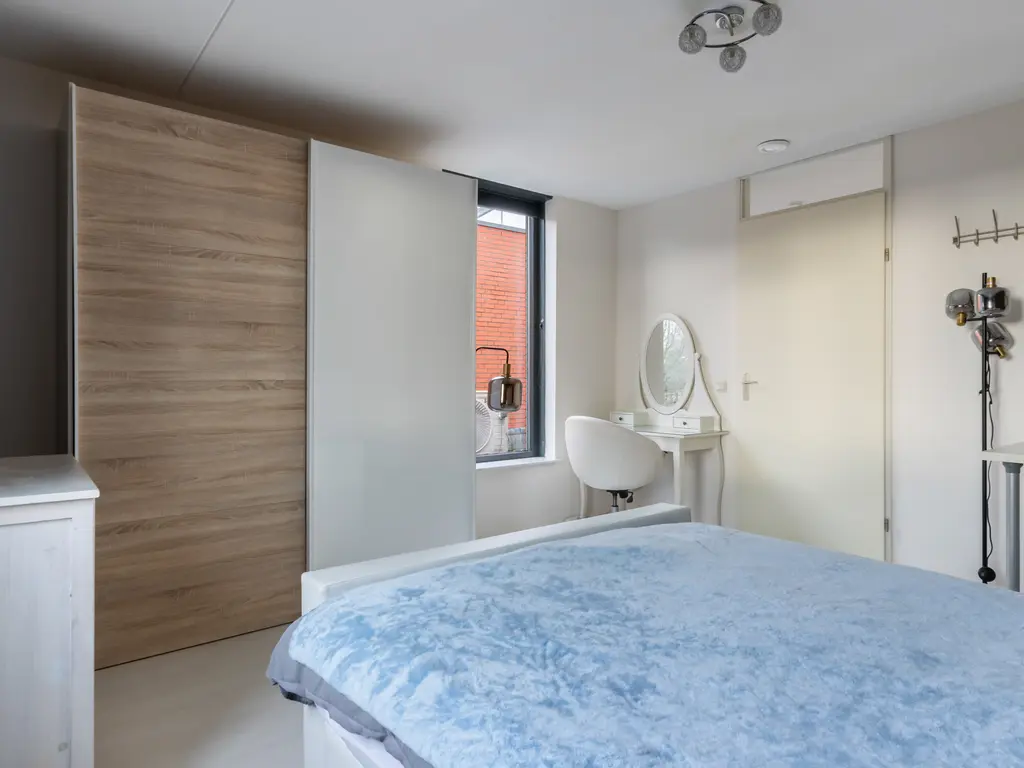 Burg Van Heugtenlaan 55, NIEUWERKERK AAN DEN IJSSEL