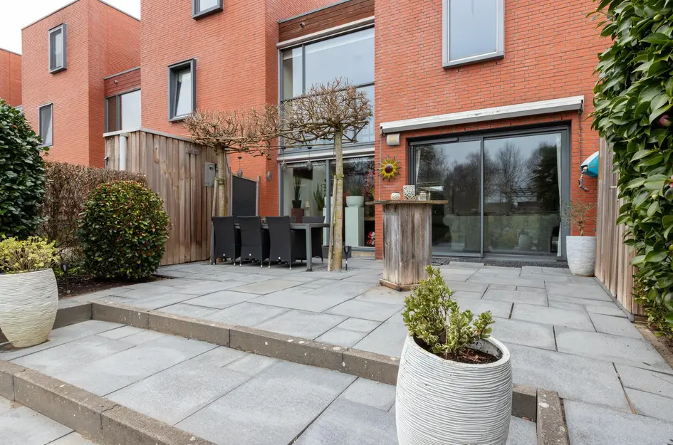 Burg Van Heugtenlaan 55