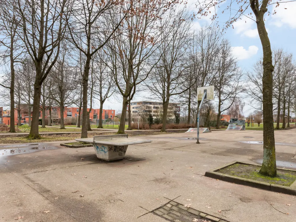 Burg Van Heugtenlaan 55, NIEUWERKERK AAN DEN IJSSEL