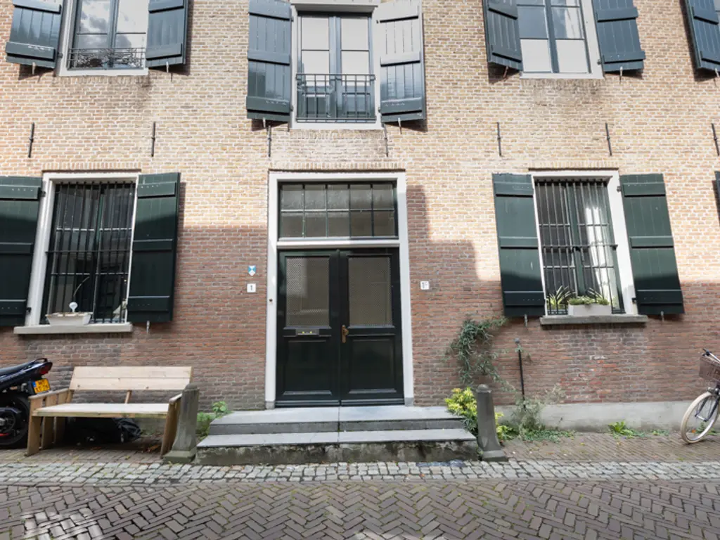 Minderbroederssteeg 1, GOUDA