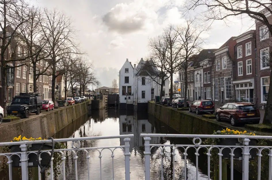 Minderbroederssteeg 1