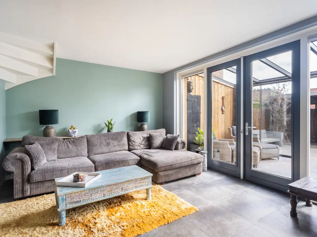 Vlielandstraat 21, GOUDA