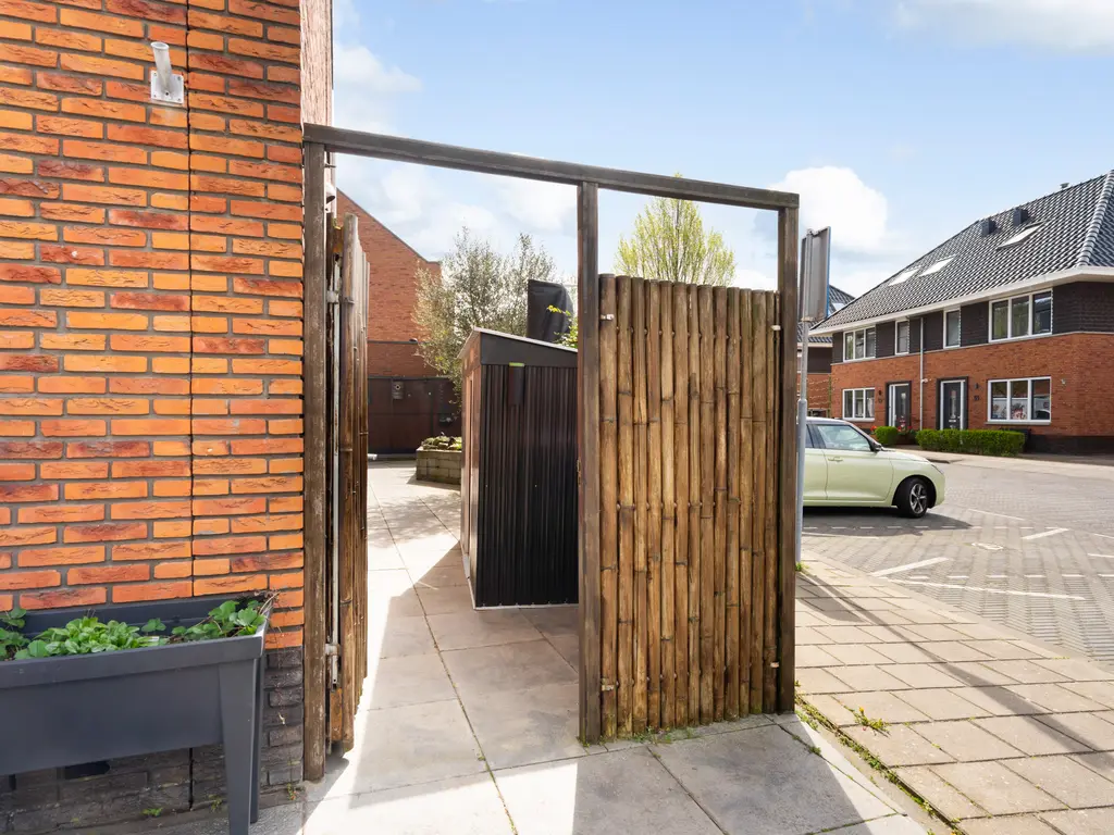Vlielandstraat 21, GOUDA
