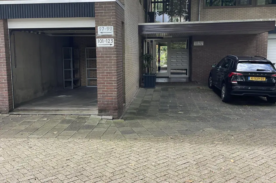 Catsveld  t.h.v 101-123 