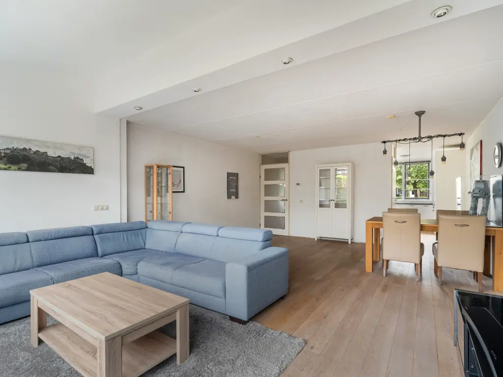 Ravelplein 30, GOUDA