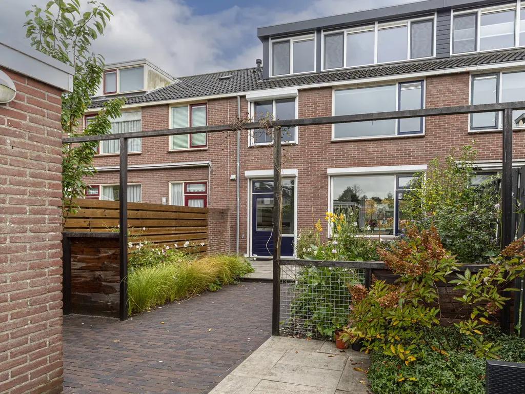 Cronestein 37, GOUDA