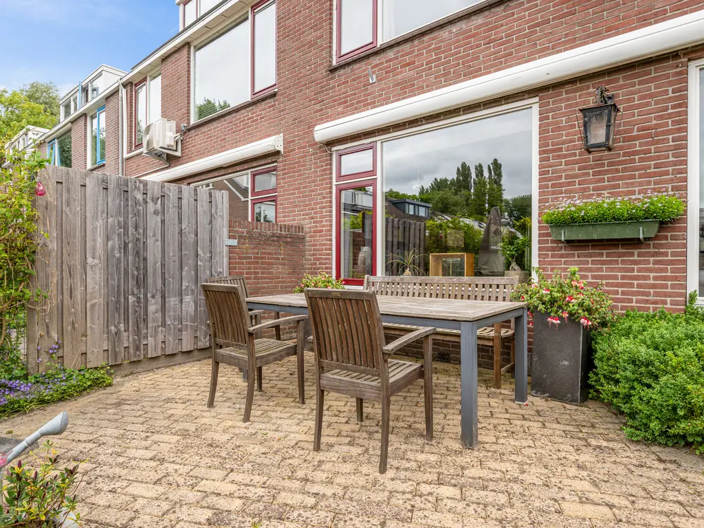 Weerestein 27, GOUDA