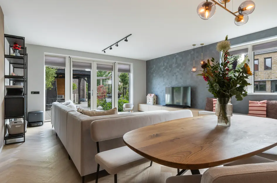 Maria Blomstraat 2