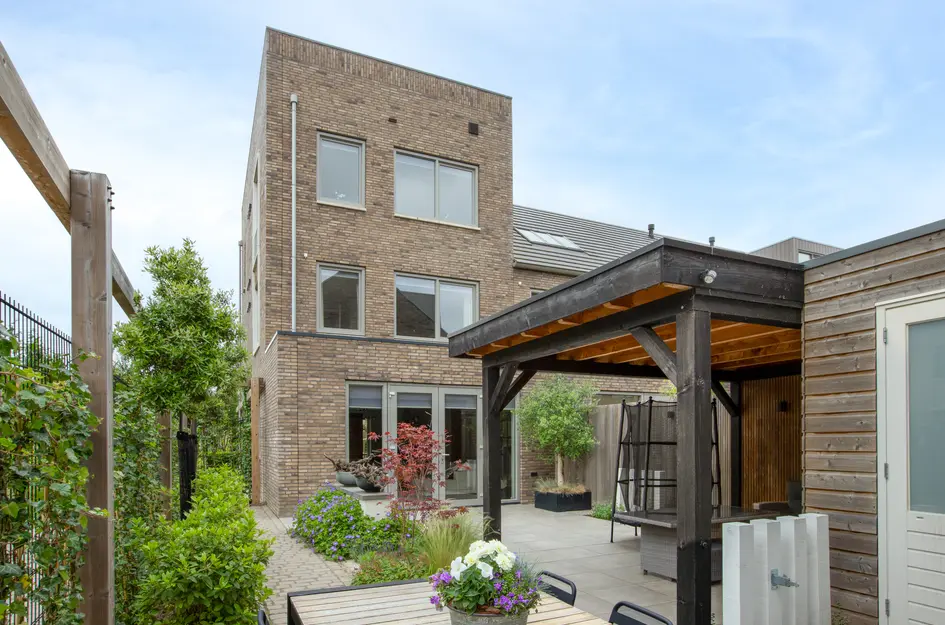 Maria Blomstraat 2