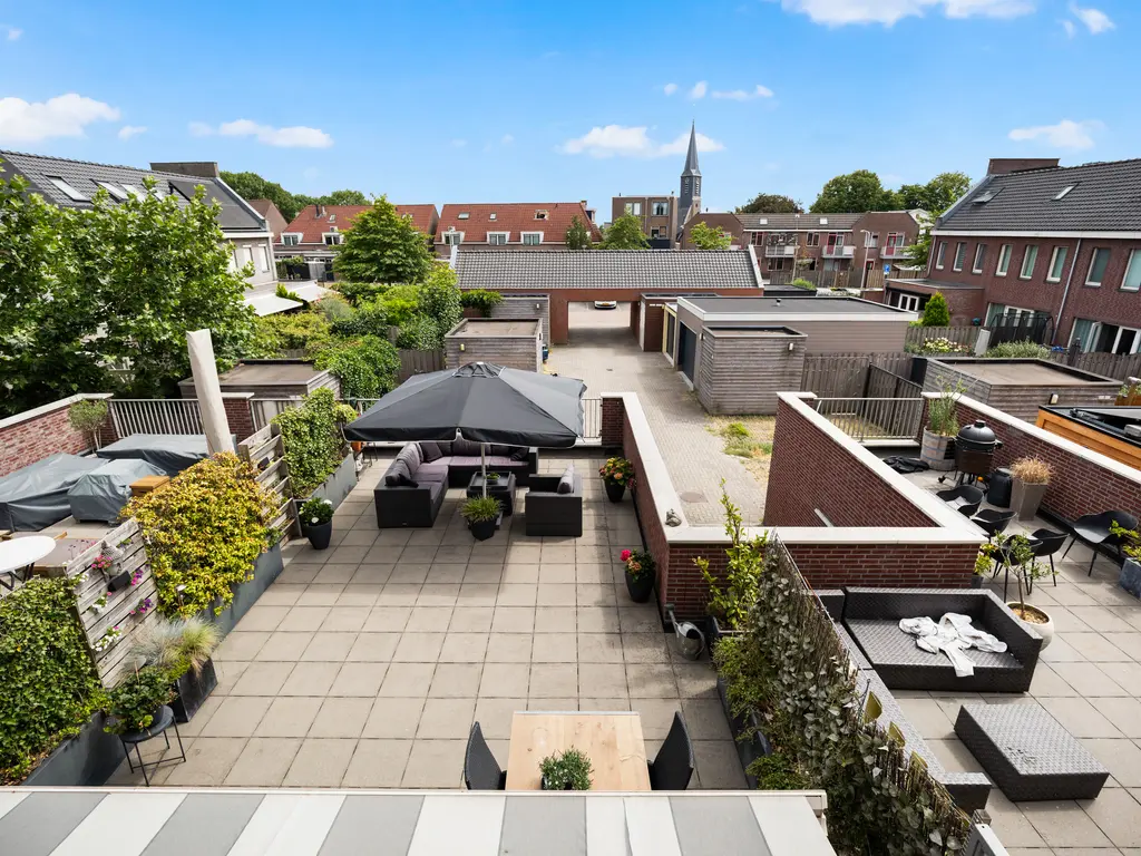 Zellingkade 11, GOUDERAK