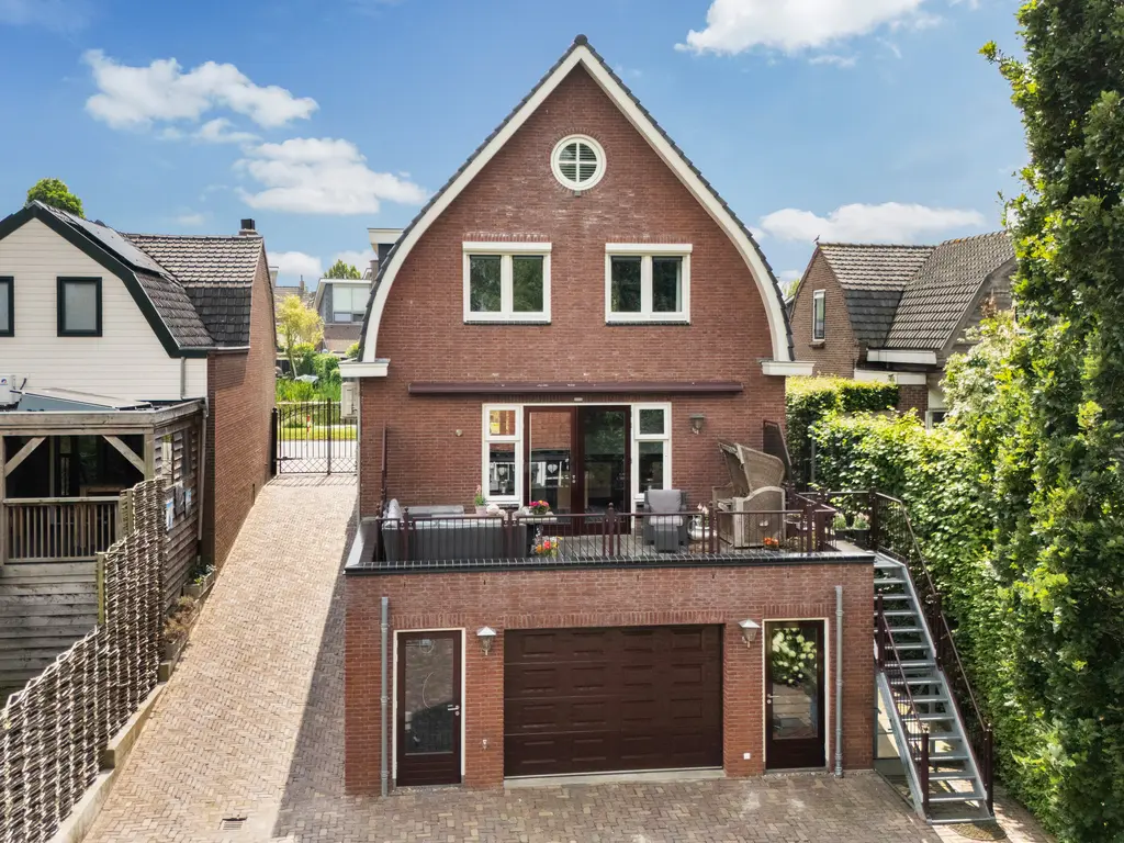 Oost Ringdijk 12, MOORDRECHT