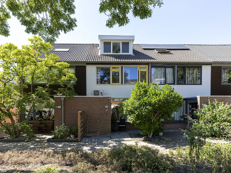 Wingerd 85, WADDINXVEEN