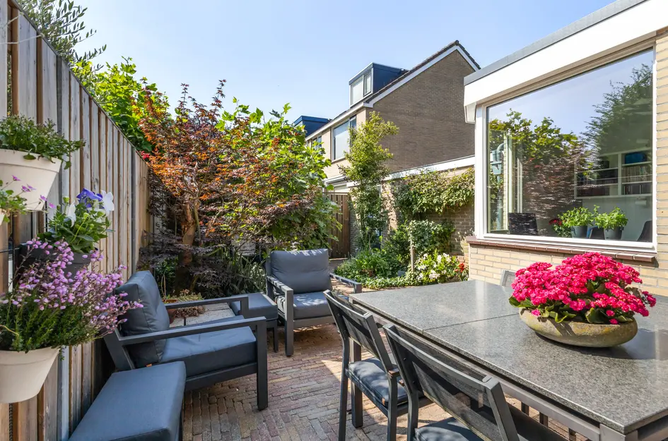 Blommesteinsingel 24