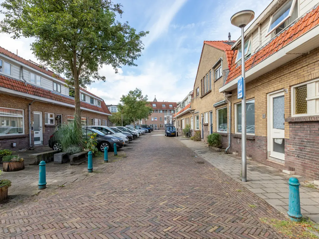 Woudstraat 74, GOUDA