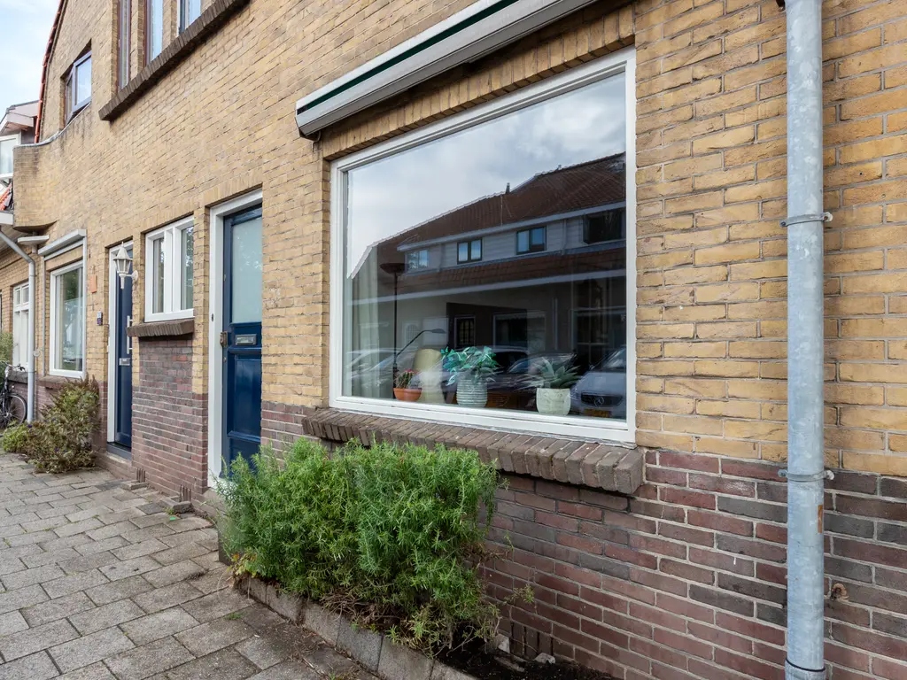 Woudstraat 74, GOUDA