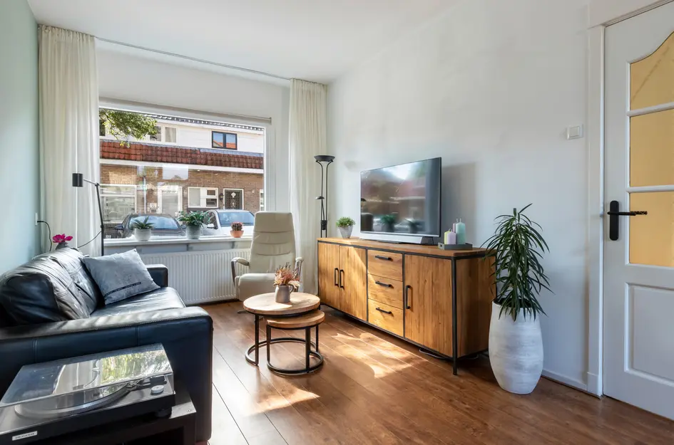 Woudstraat 74