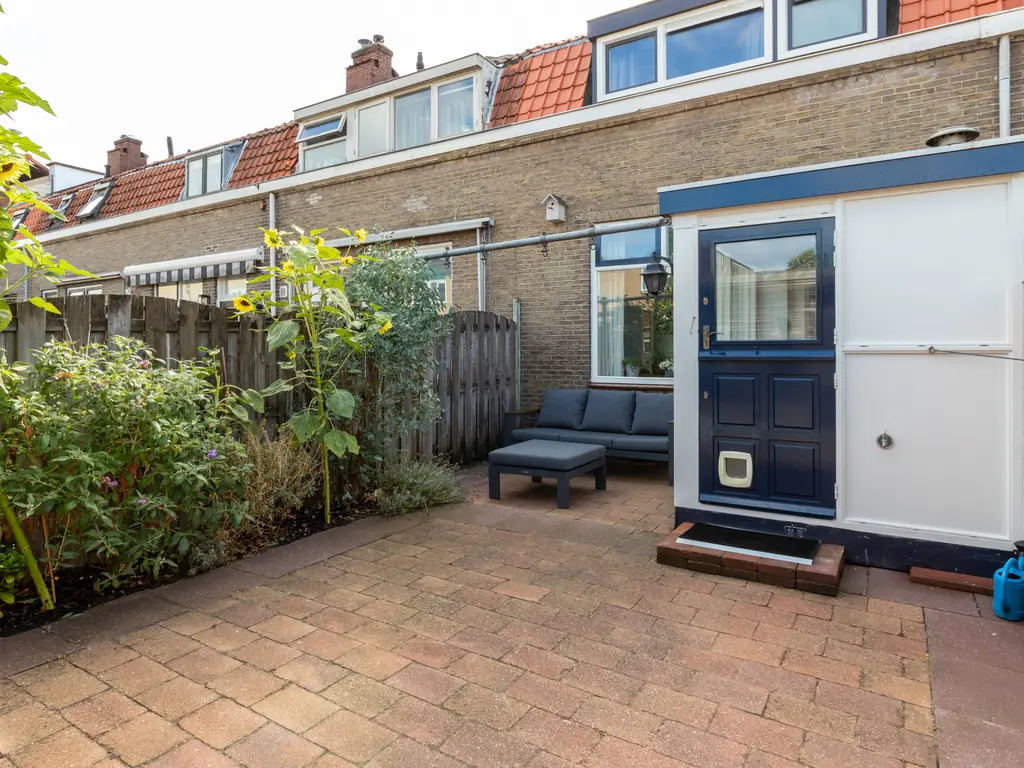 Woudstraat 74, GOUDA