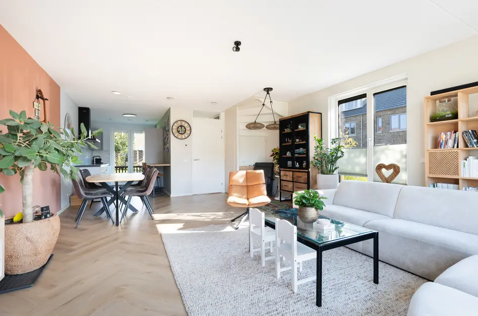 Maria Blomstraat 1